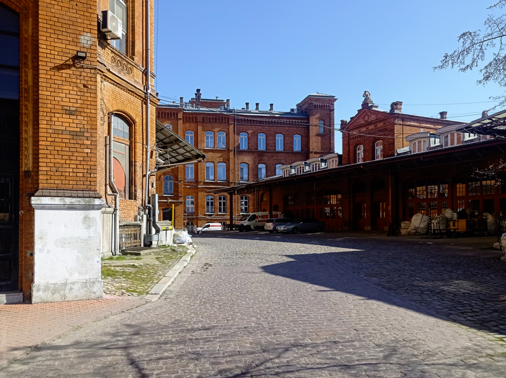 Стайні
