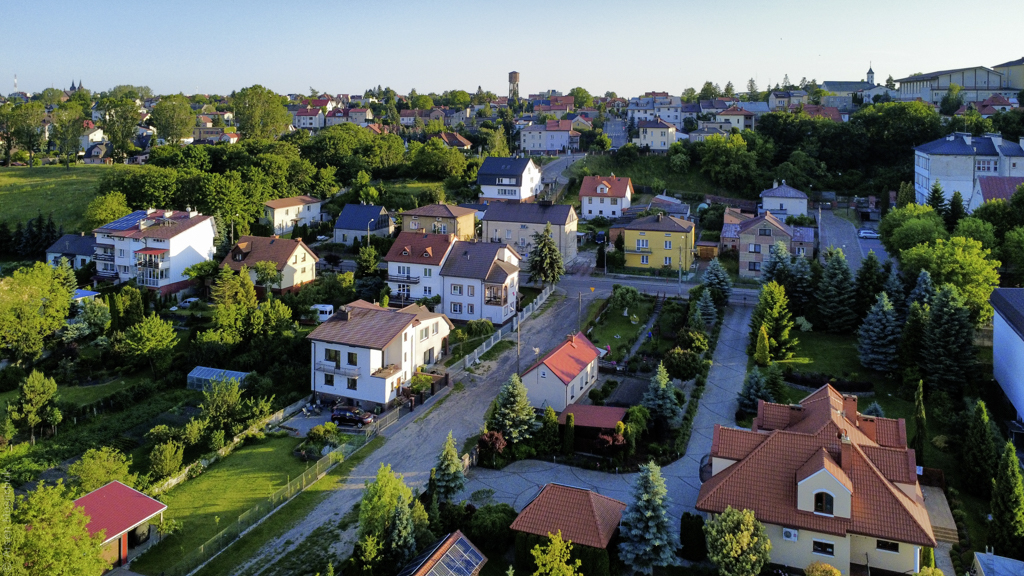 dji_fly_20250615_192918_65_1750008569345_photo_optimized.jpg
